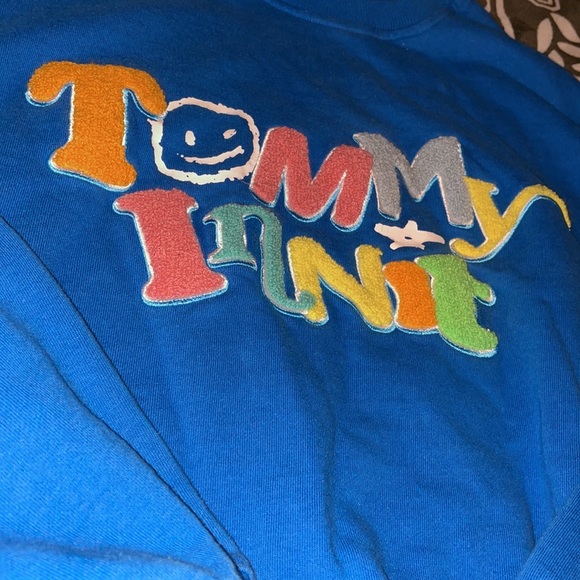 Tommy Innit ‘21 limited edition Crewneck 💙 - Picture 2 of 8